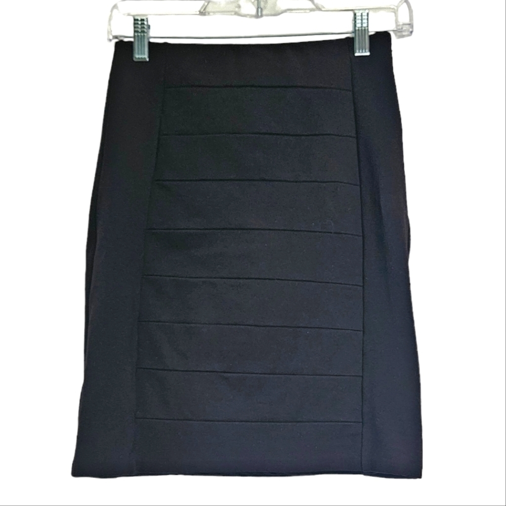 White House Black Market Instantly Slim black lined pencil skirt